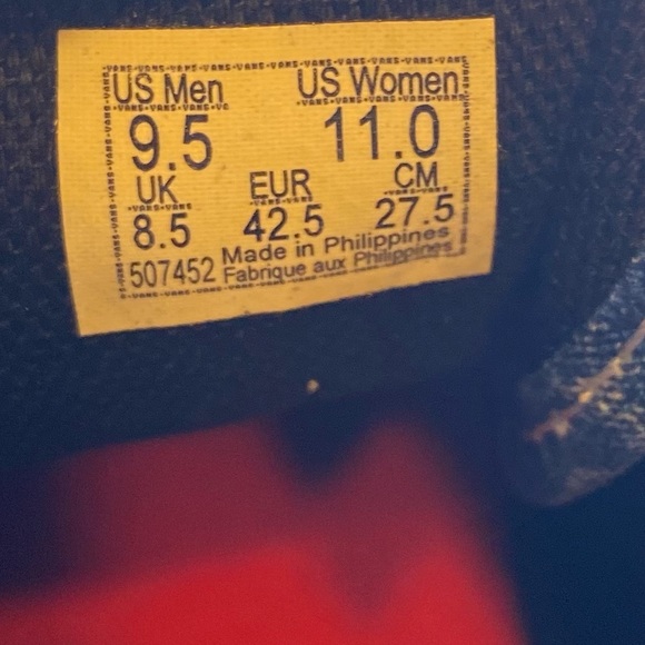 Vans Men's Old Skool Cobra Kai Eagle Fang Karate Blue White shoes Size 9.5 - Picture 6 of 7